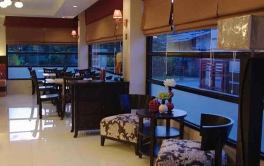 The Red Palm Suites And Restaurant Butuan City Dış mekan fotoğraf